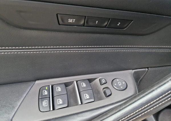 BMW Seria 5 cena 142900 przebieg: 125000, rok produkcji 2019 z Kcynia małe 596